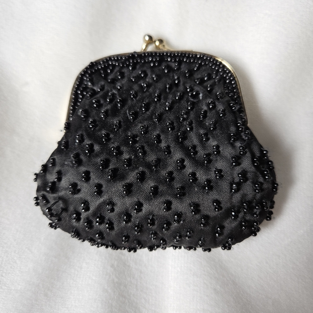 5/30$ Elegant Vintage Black Satin Beaded Clutch